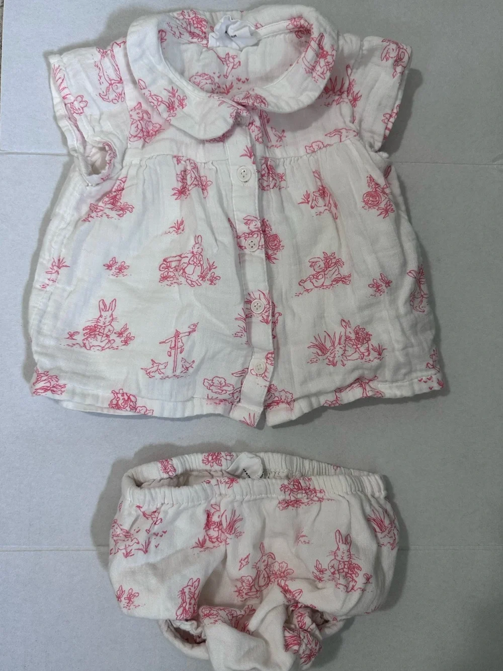 GAP Baby Peter Rabbit Crinkle Gauze Outfit Set 18-24 Months